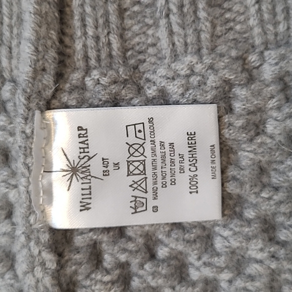 William Sharp 100% Cashmere Swarovski Crystal sweater vest - Picture 6 of 11